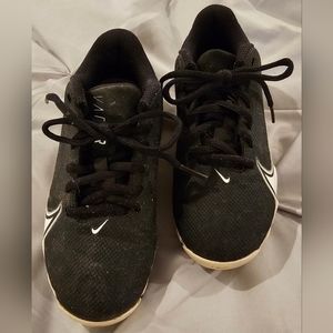 Boys NIKE Vapor Football Shoes - Size 2Y